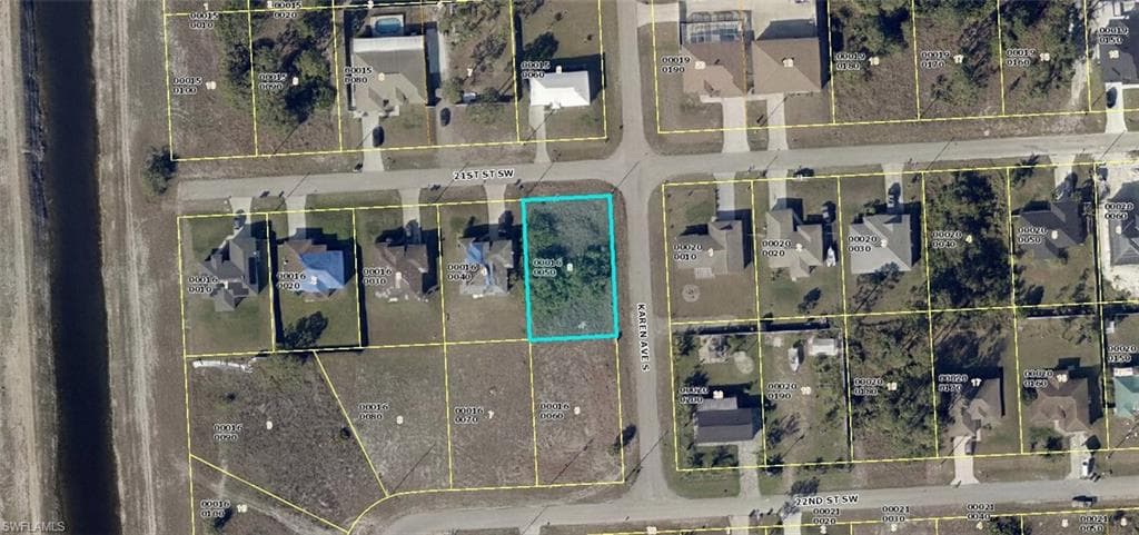 3001 21st ST SW LEHIGH ACRES, FL 33976