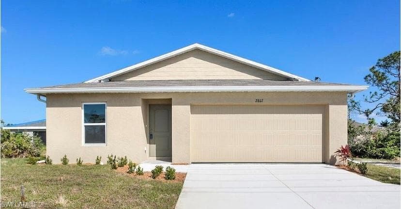 2807 Embers PKWY W CAPE CORAL, FL 33993