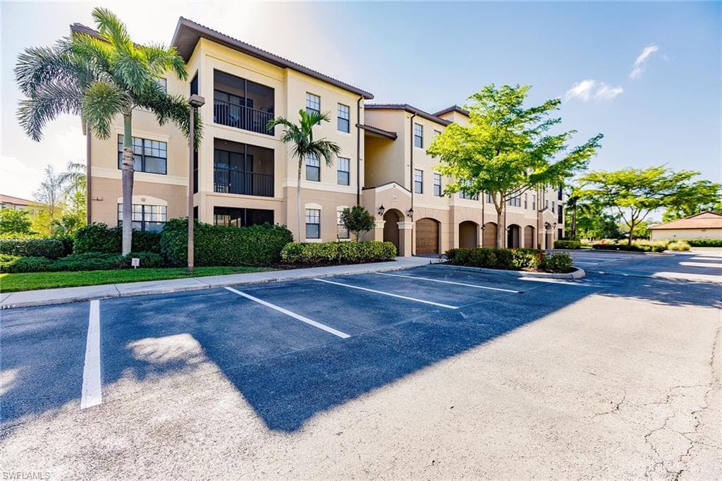 12936 Violino LN 102 NAPLES, FL 34105