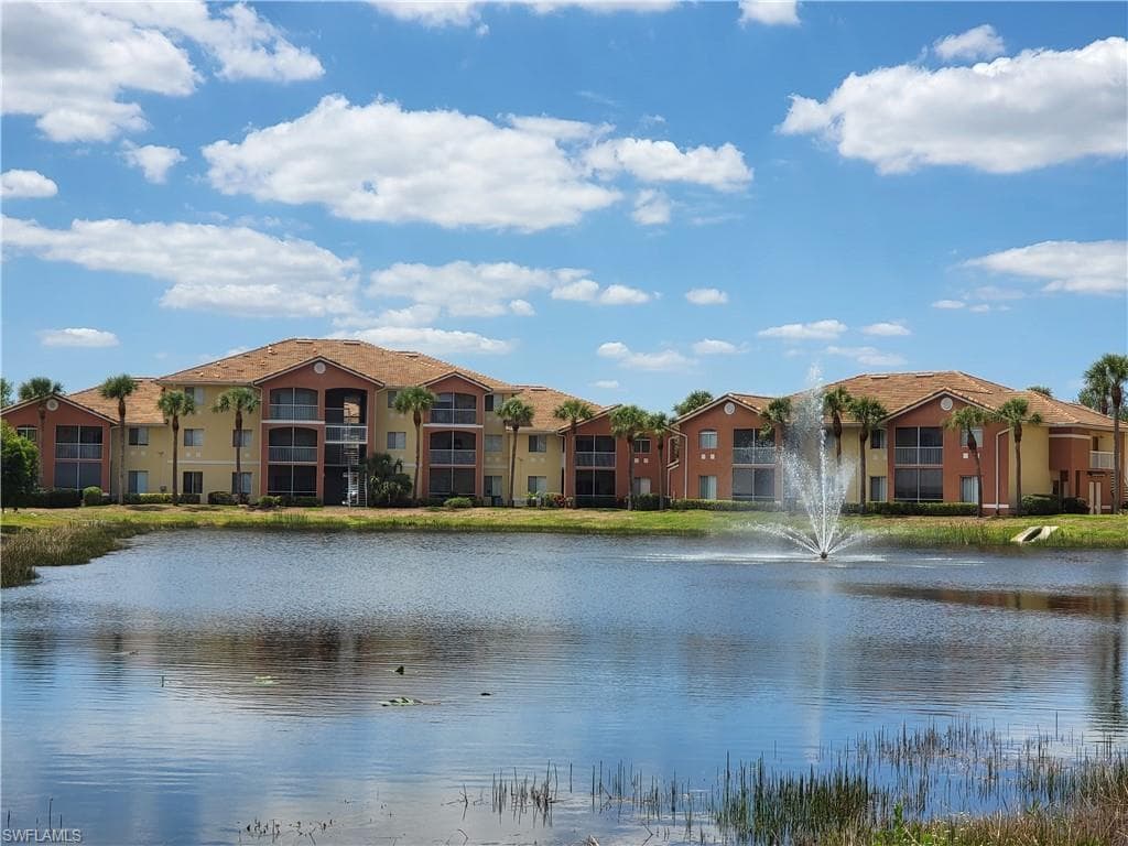 6330 Aragon WAY 105 FORT MYERS, FL 33966