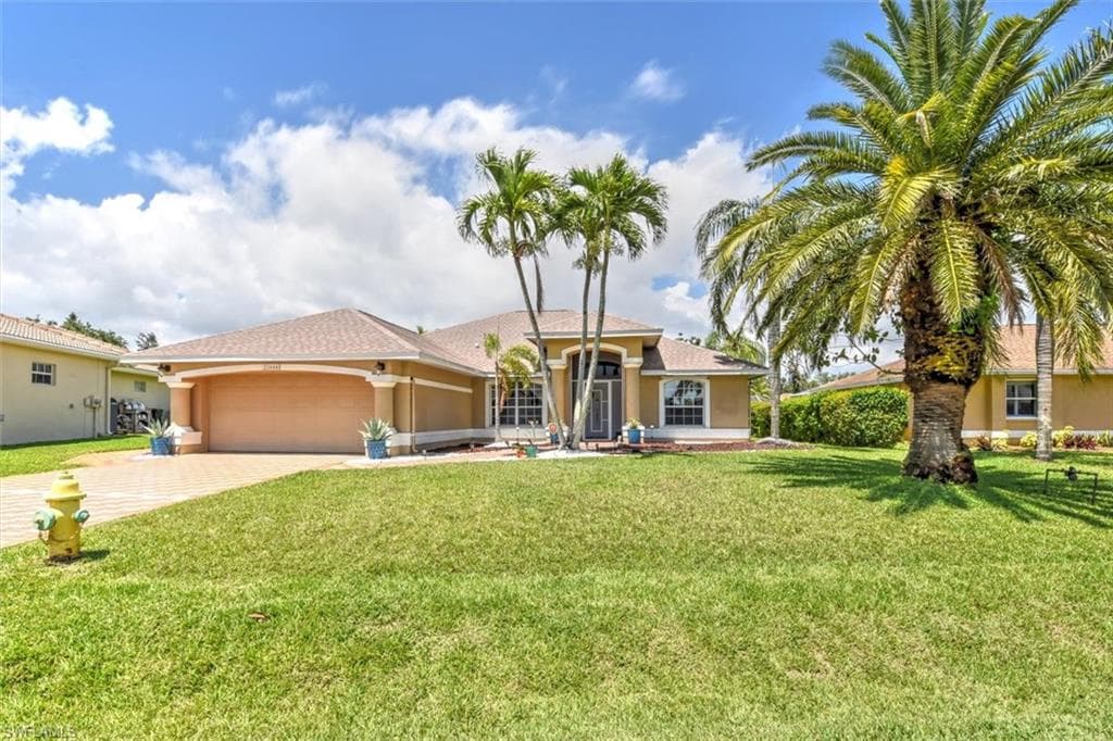 22444 Fountain Lakes BLVD ESTERO, FL 33928