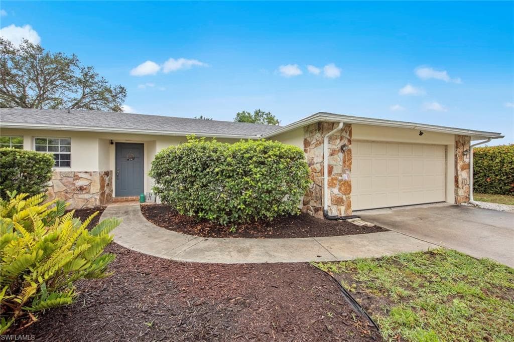 677 Camellia DR NORTH FORT MYERS, FL 33903