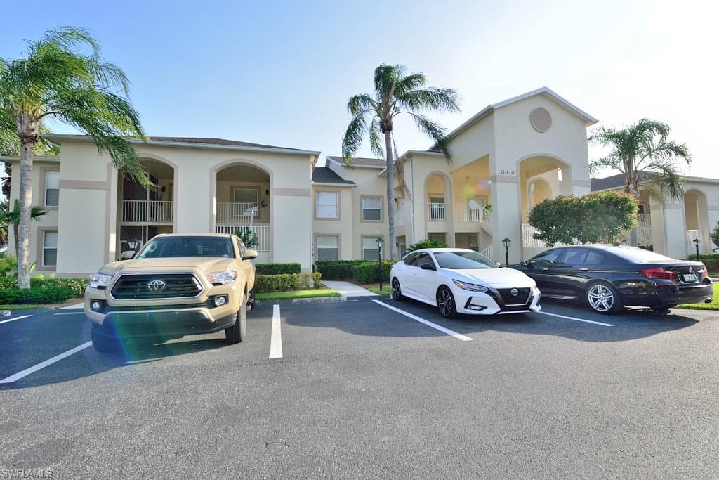21311 Lancaster RUN 725 ESTERO, FL 33928