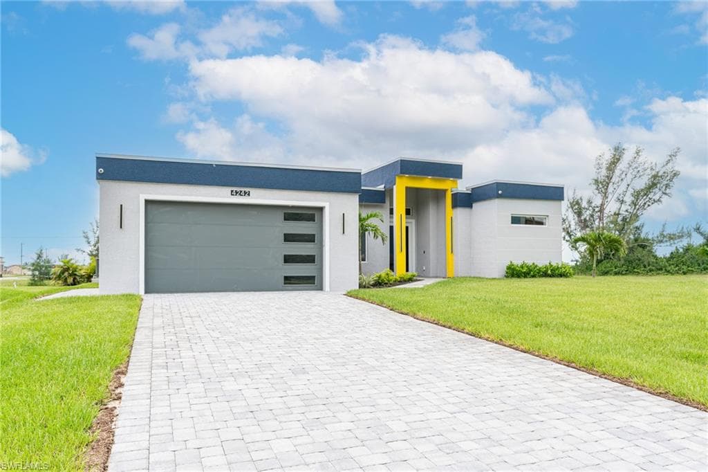 4242 NW 24th TER CAPE CORAL, FL 33993