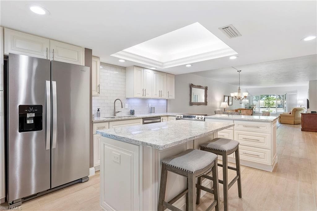 2244 Winkler AVE 211 FORT MYERS, FL 33901
