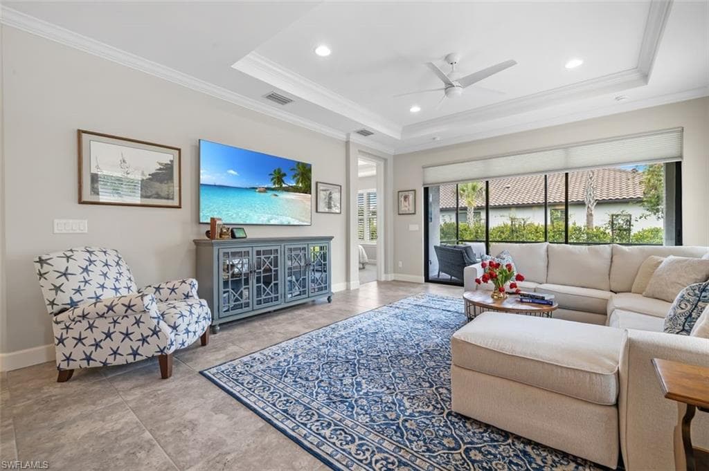 8404 Viale CIR NAPLES, FL 34114