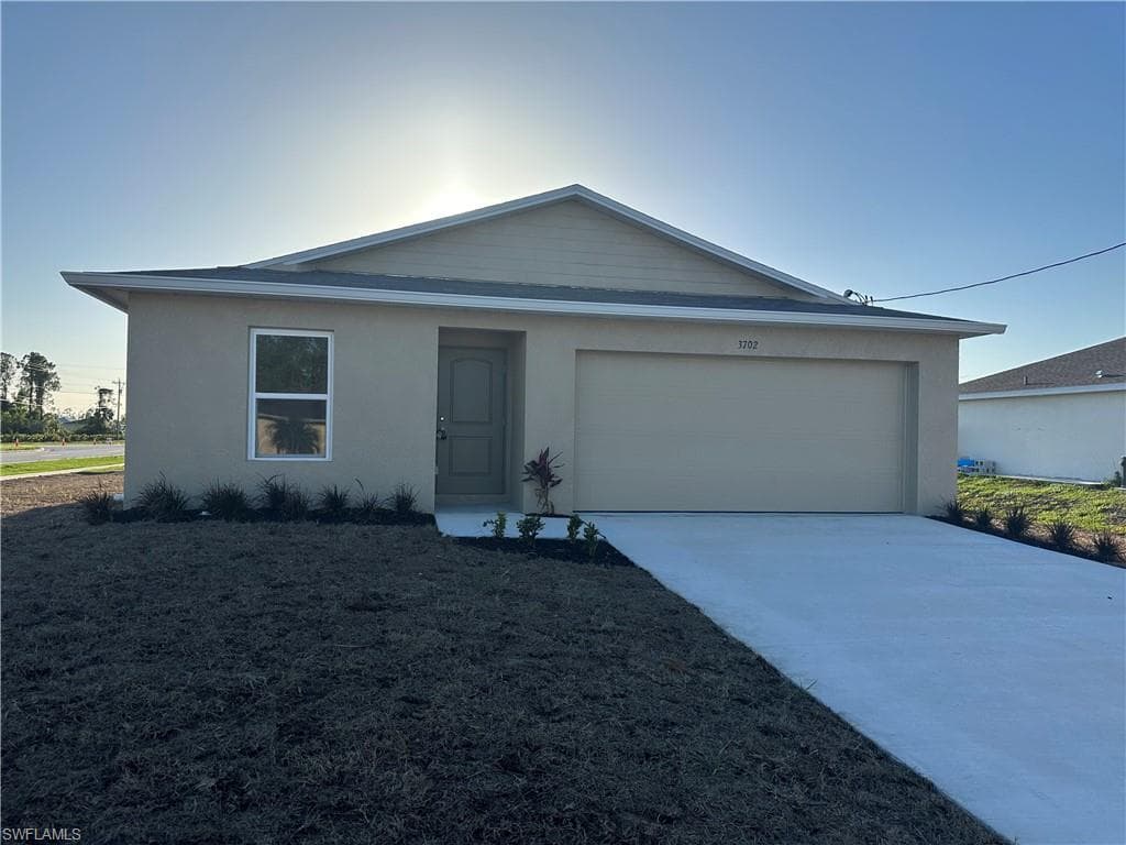 3702 NE 23rd PL CAPE CORAL, FL 33909