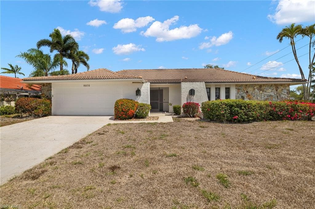 9870 White Sands PL BONITA SPRINGS, FL 34135