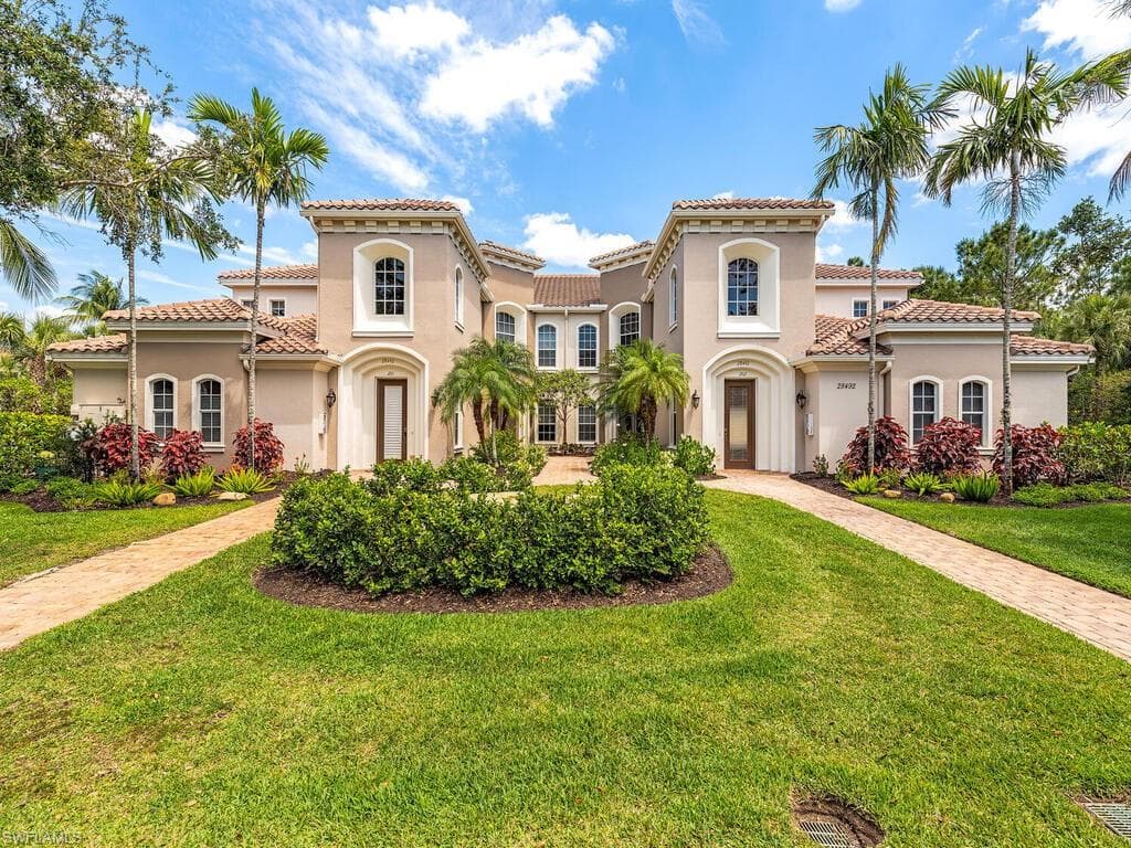 28492 Altessa WAY 202 BONITA SPRINGS, FL 34135