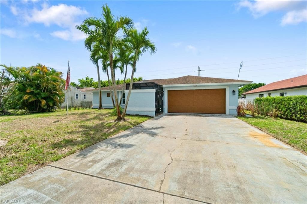 2237 Kings Lake BLVD NAPLES, FL 34112