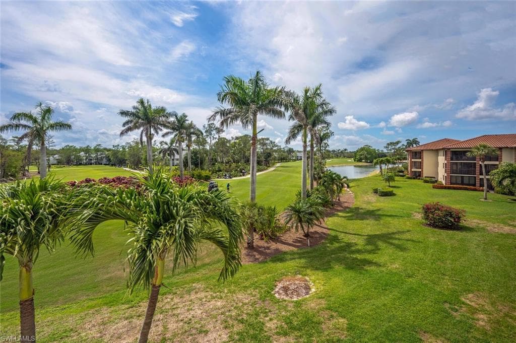 7260 Coventry CT 426 NAPLES, FL 34104