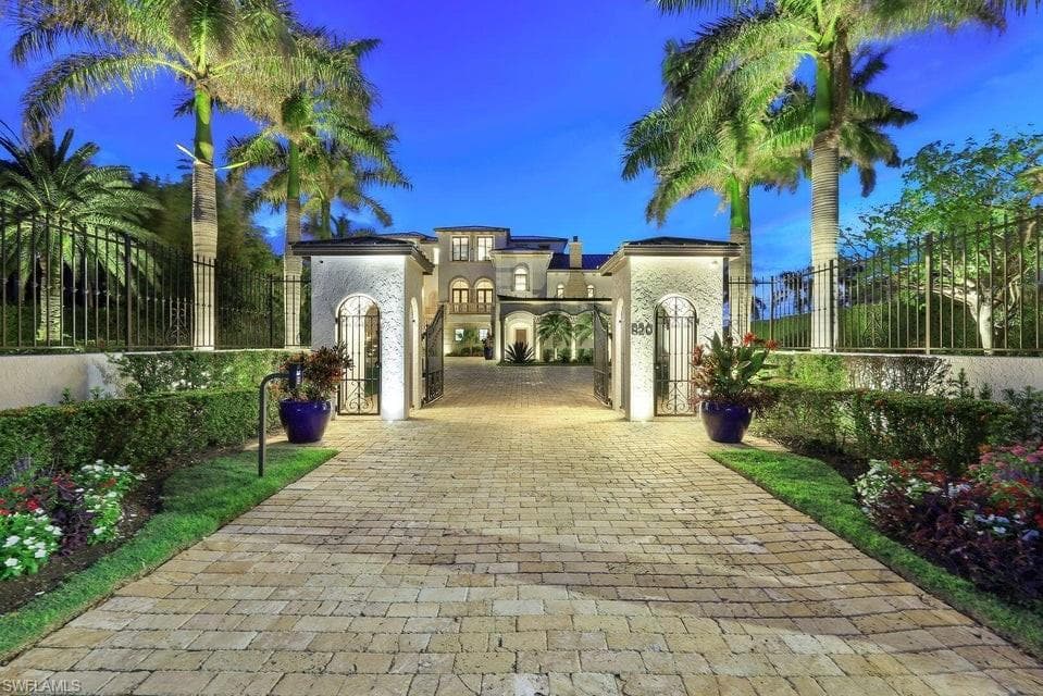 820 Barfield DR MARCO ISLAND, FL 34145