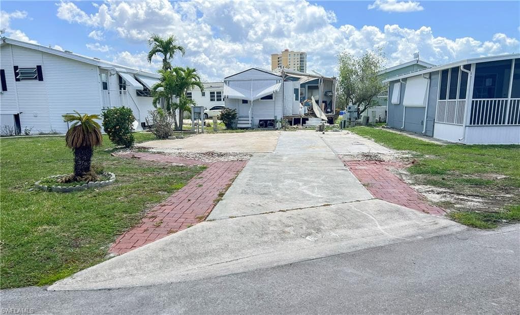 19681 #674 Summerlin RD FORT MYERS, FL 33908