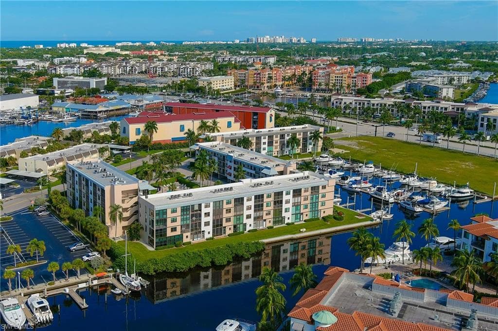 807 River Point DR 102D NAPLES, FL 34102