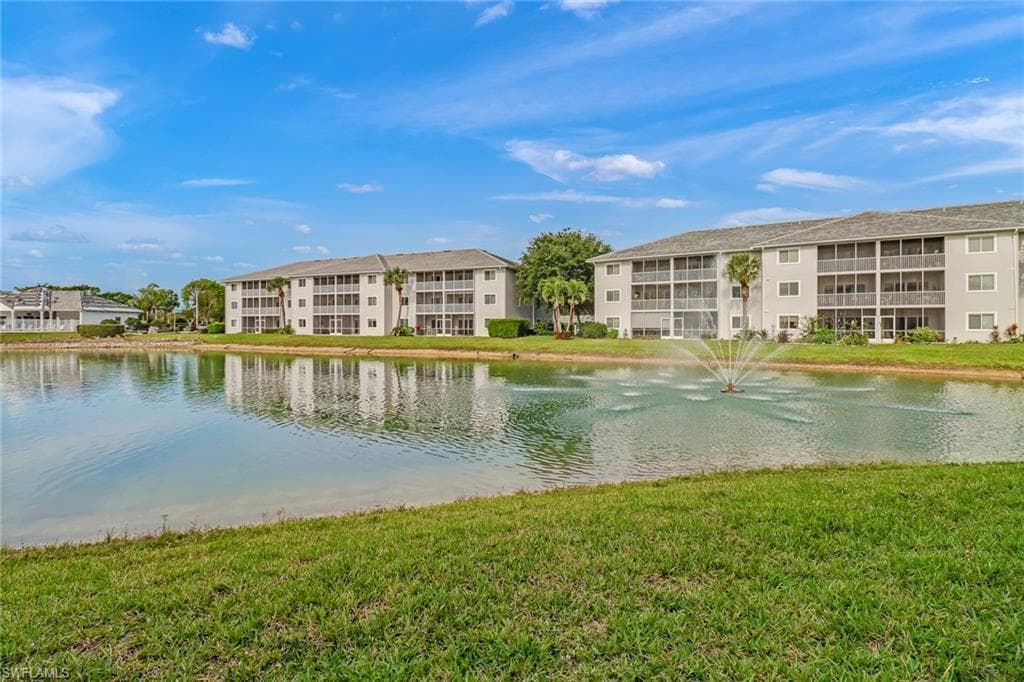 7822 Great Heron WAY 105 NAPLES, FL 34104