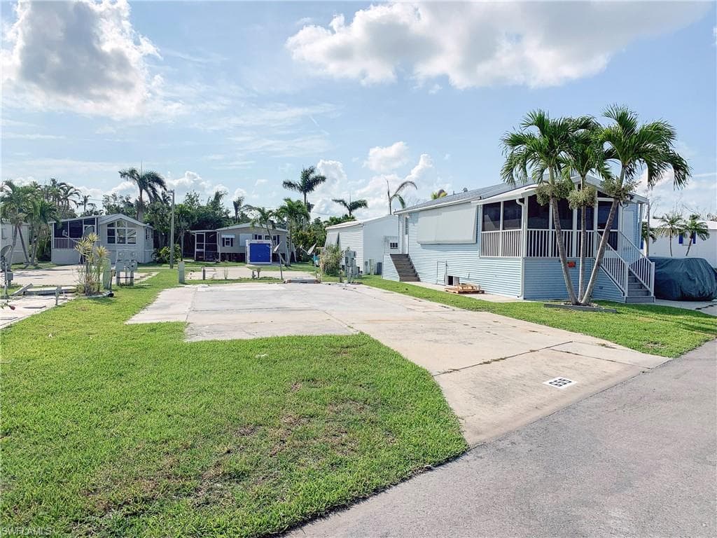 19681 Summerlin RD 659 FORT MYERS, FL 33908