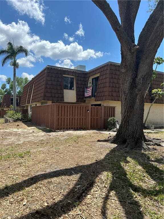 5254 Cedarbend DR 2 FORT MYERS, FL 33919