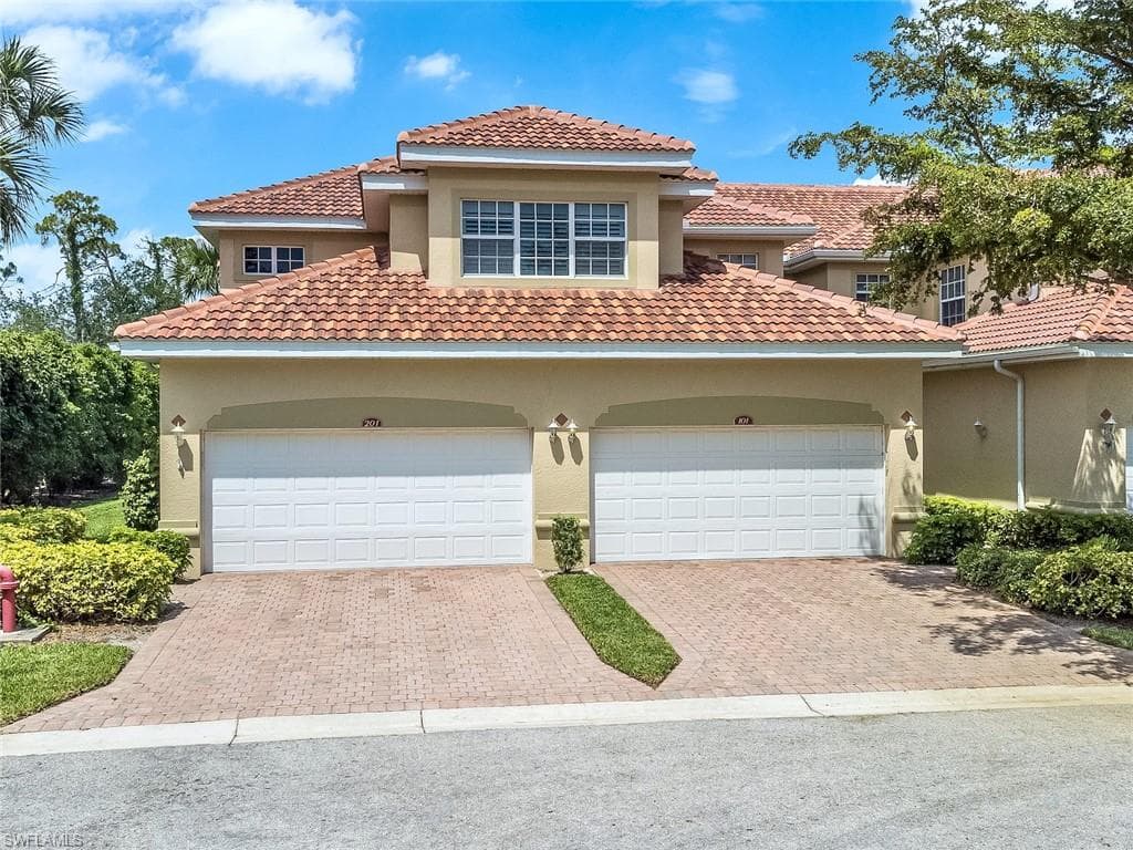 5611 Chelsey LN 201 FORT MYERS, FL 33912