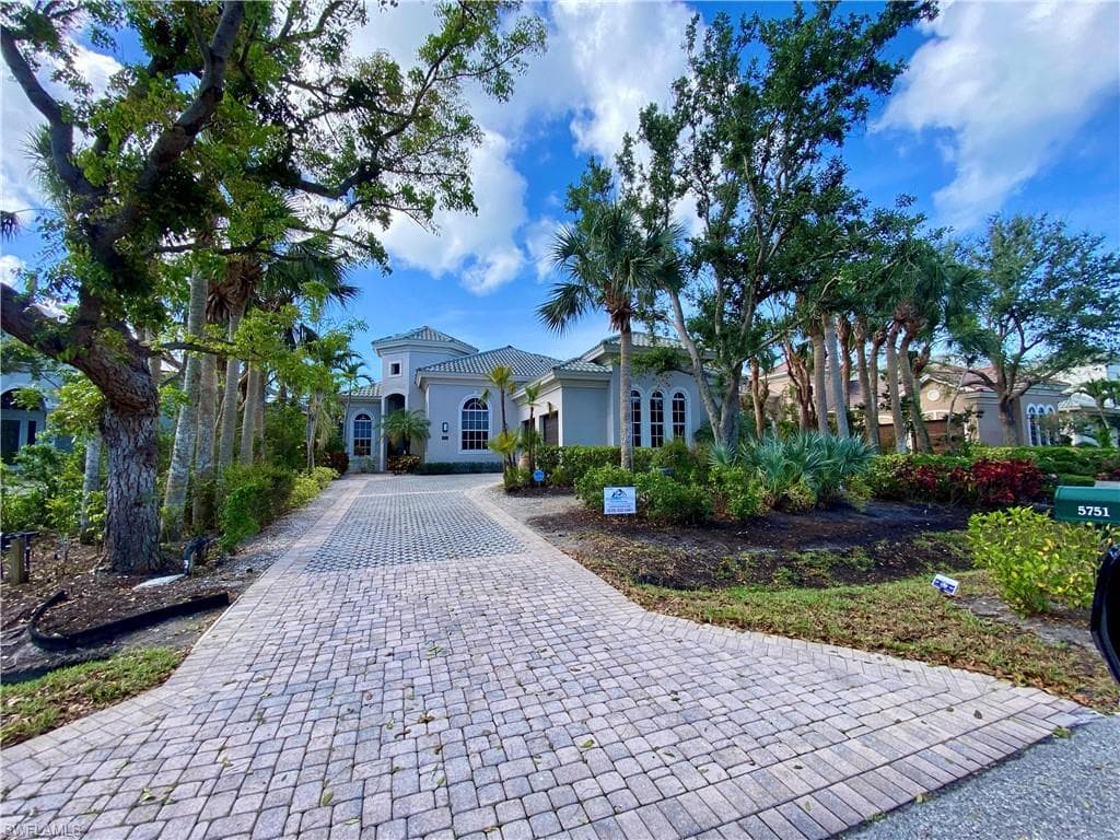 5751 Baltusrol CT SANIBEL, FL 33957