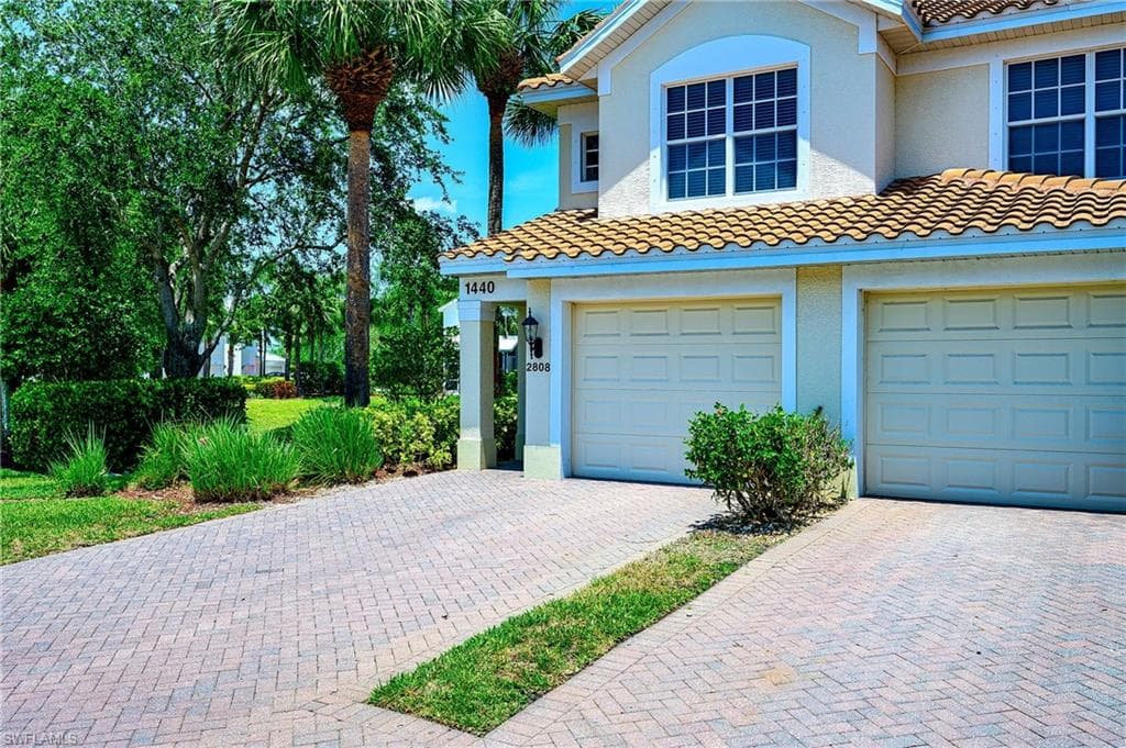1440 Tiffany LN 2808 NAPLES, FL 34105