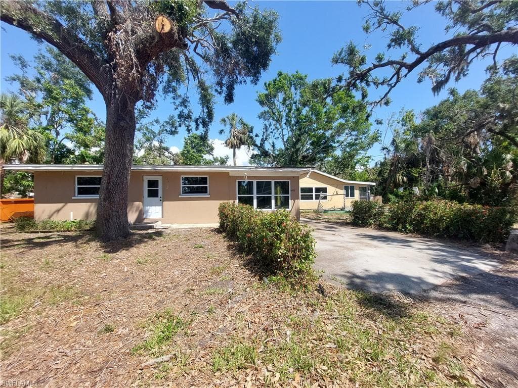 4492 Ganyard ST PORT CHARLOTTE, FL 33980