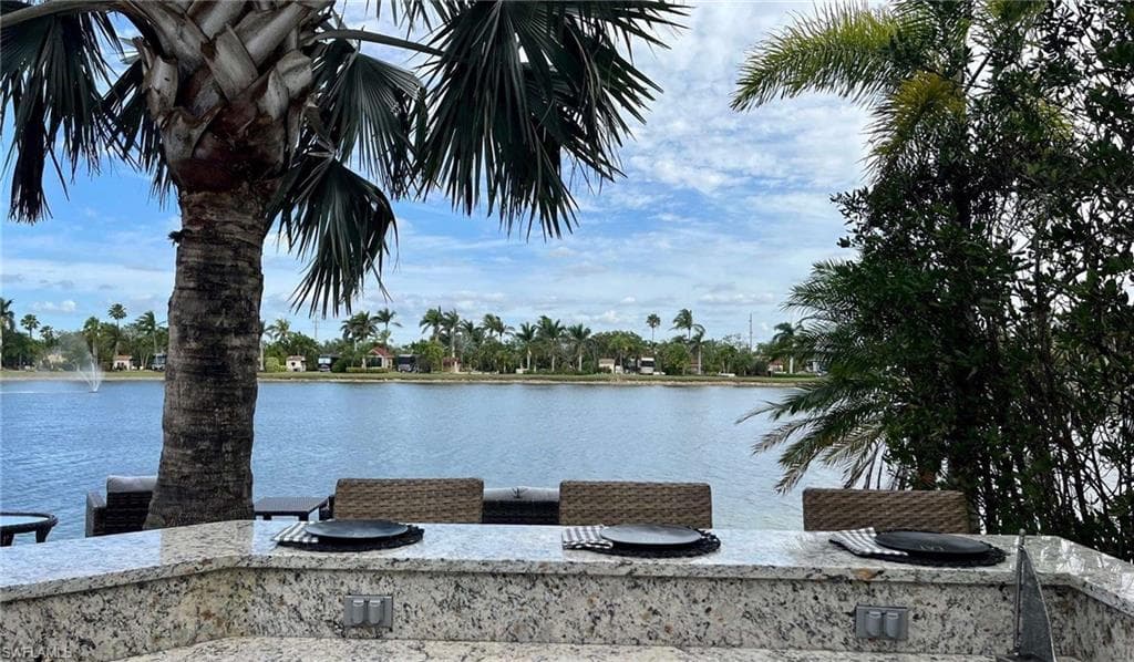4597 Southern Breeze DR NAPLES, FL 34114