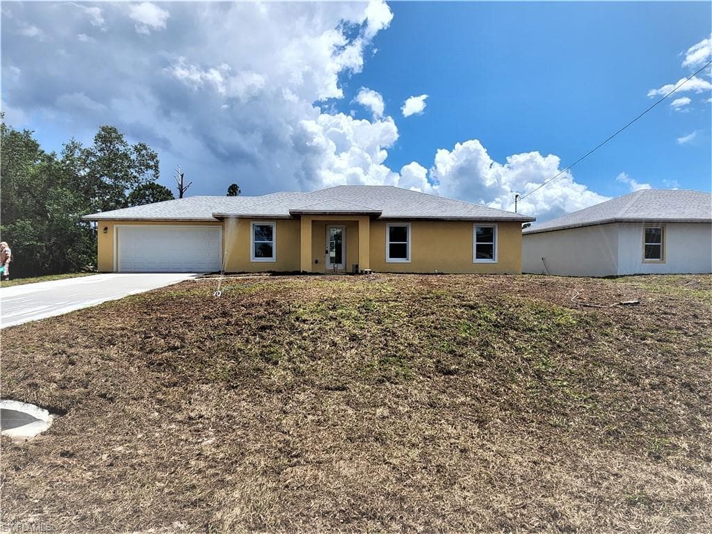 2503 35th ST SW LEHIGH ACRES, FL 33976