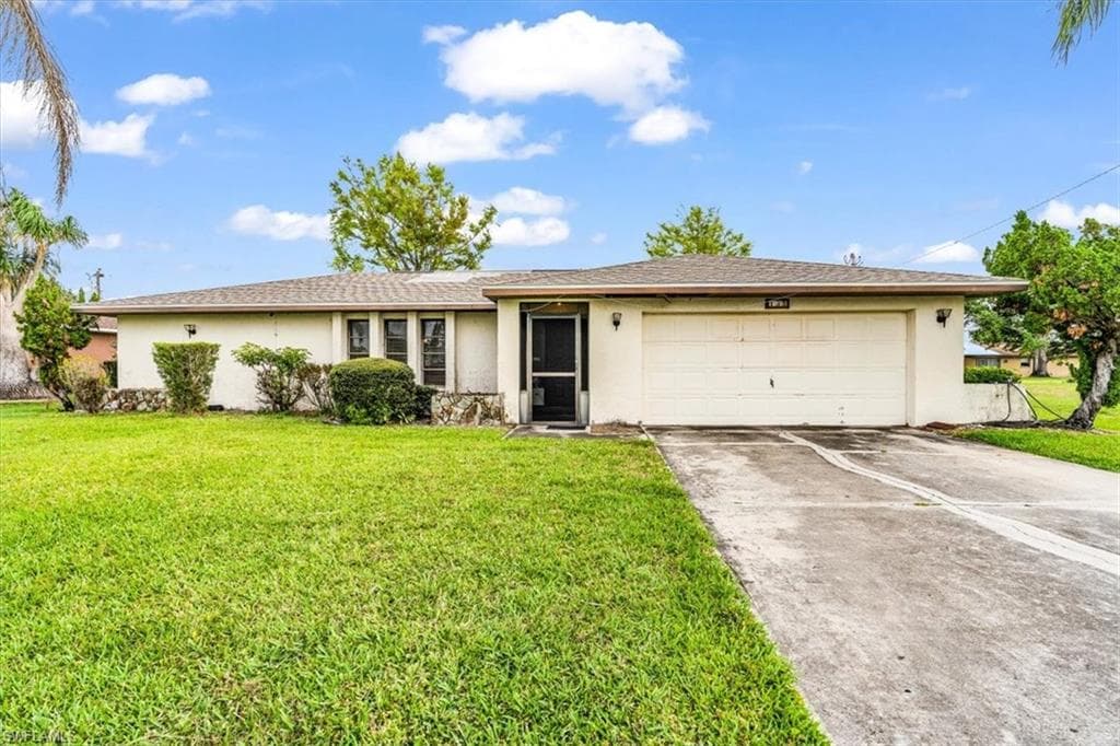 135 SE 22nd TER CAPE CORAL, FL 33990