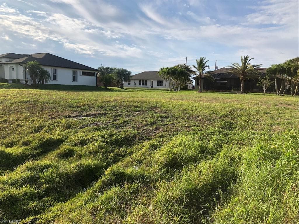 2209 NW 7th ST CAPE CORAL, FL 33993
