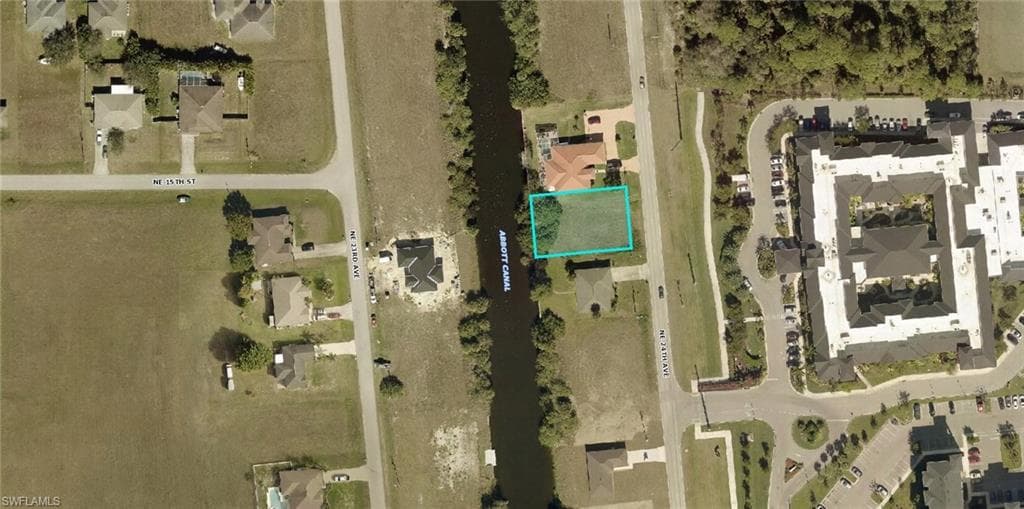 1324 NE 24th AVE CAPE CORAL, FL 33909