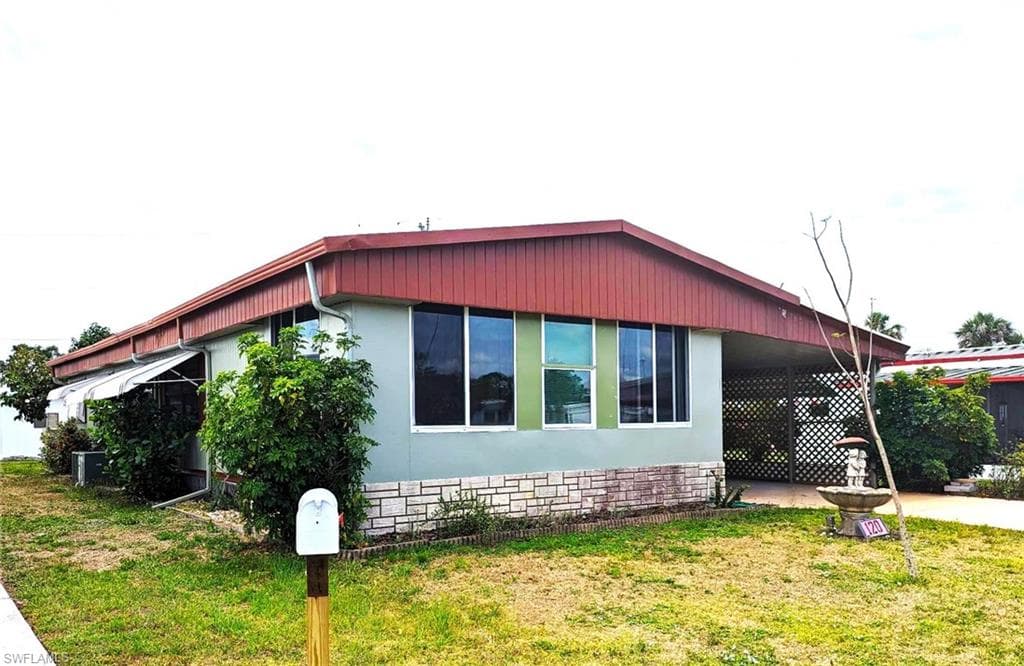 120 Conestoga TRL NORTH FORT MYERS, FL 33917