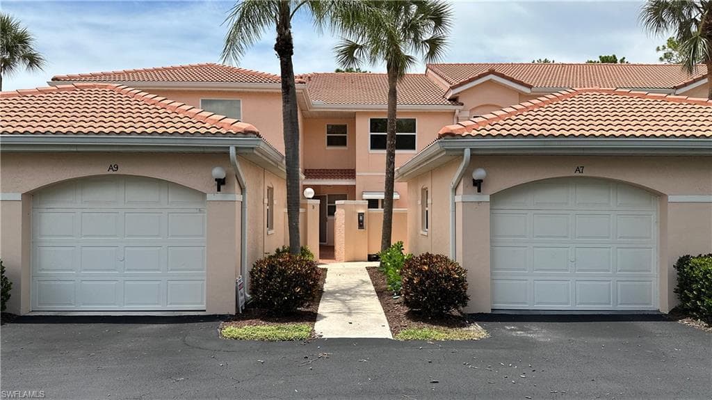 316 Woodshire LN A9 NAPLES, FL 34105