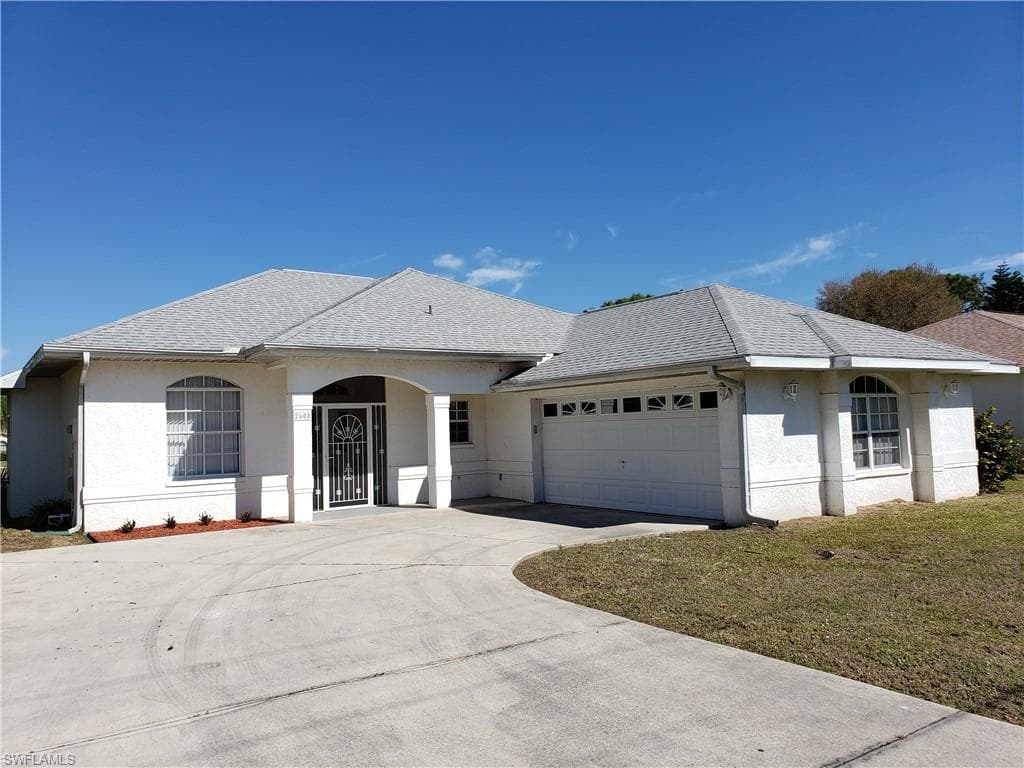 2608 7th ST W LEHIGH ACRES, FL 33971