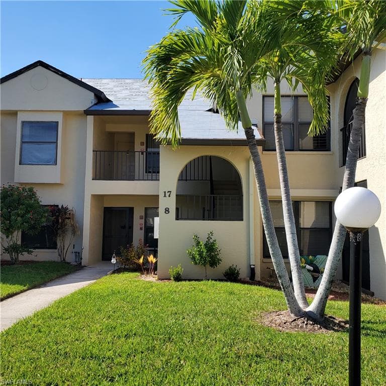 8514 Charter Club CIR 17 FORT MYERS, FL 33919