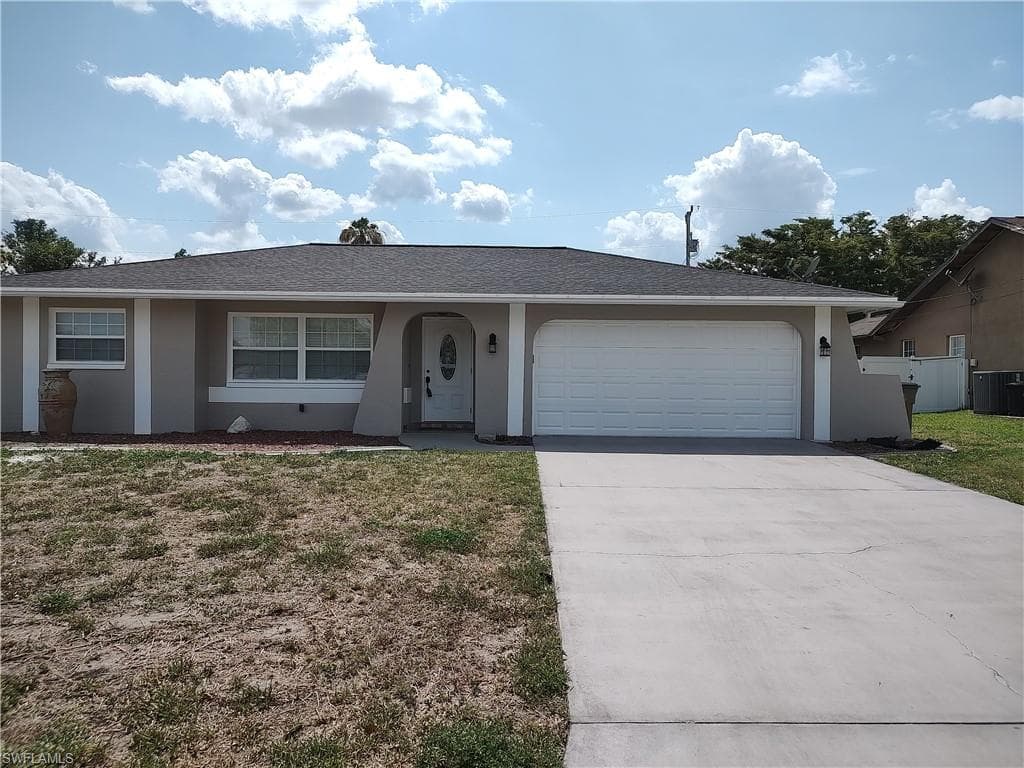 4520 SE 11th PL CAPE CORAL, FL 33904