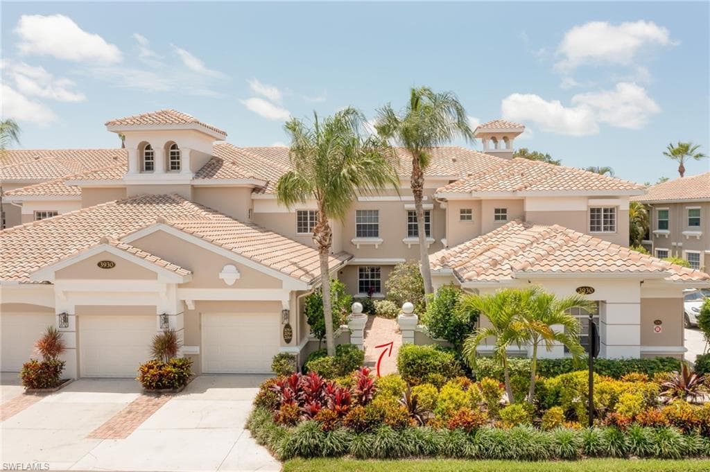 3930 Deer Crossing CT 3-206 NAPLES, FL 34114