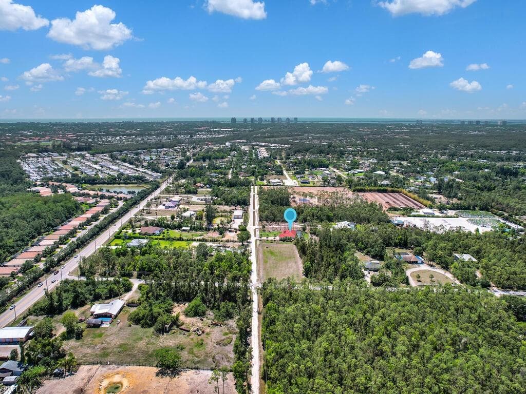 10675 Red Dragon LN BONITA SPRINGS, FL 34135