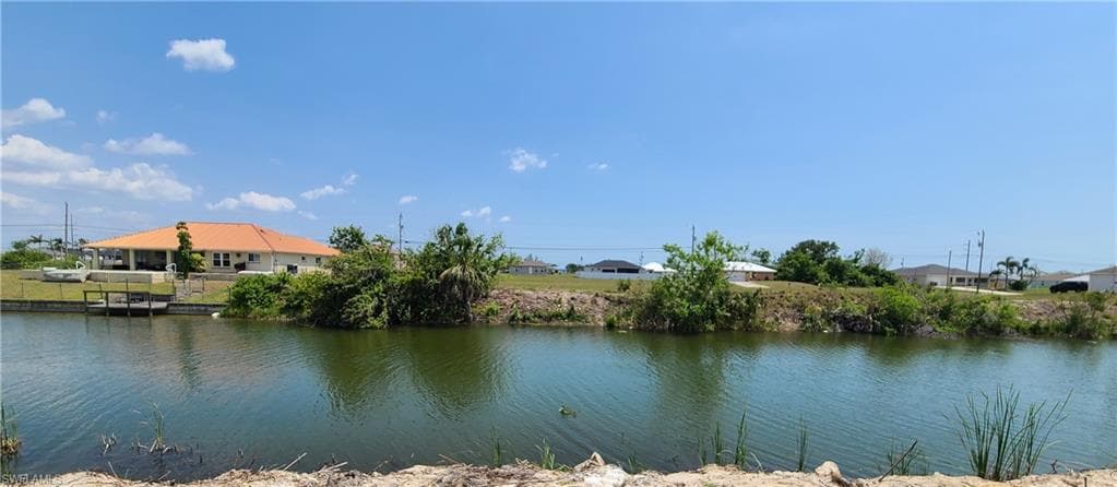 132 NE 25th ST CAPE CORAL, FL 33909