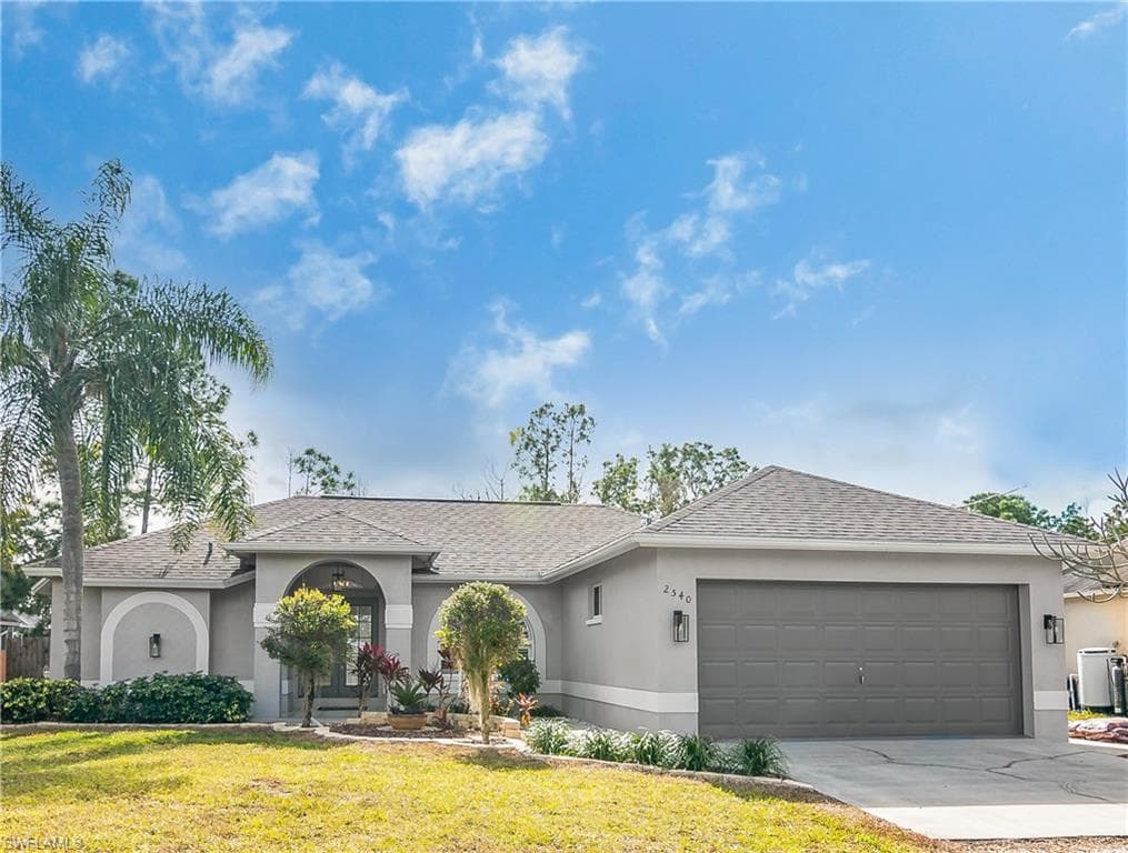 2540 31st AVE NE NAPLES, FL 34120