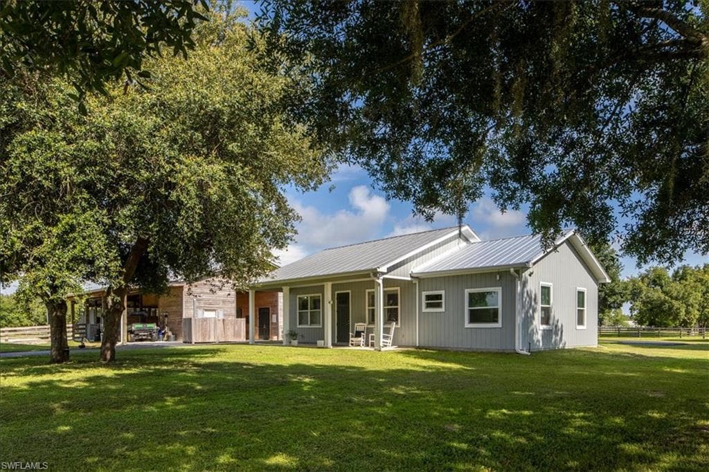 10910 Ruden RD NORTH FORT MYERS, FL 33917