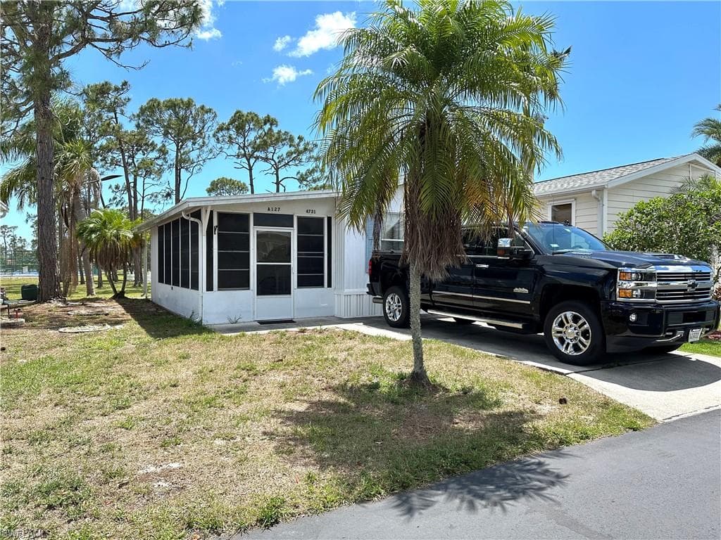 4731 Jefferson Davis BLVD W ESTERO, FL 33928