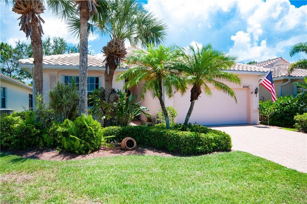 20143 CASTLEMAINE DR ESTERO, FL 33928