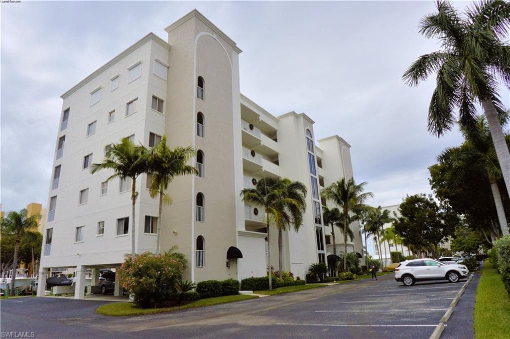 4351 Bay Beach LN 431 FORT MYERS BEACH, FL 33931