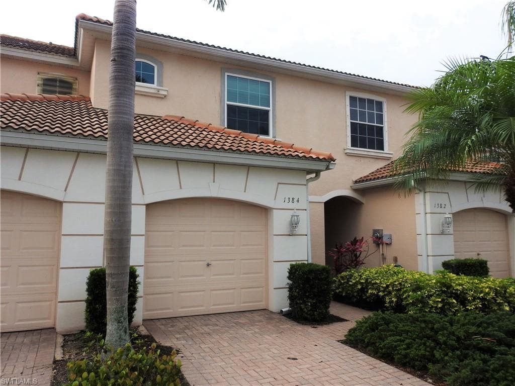 1384 Weeping Willow CT CAPE CORAL, FL 33909