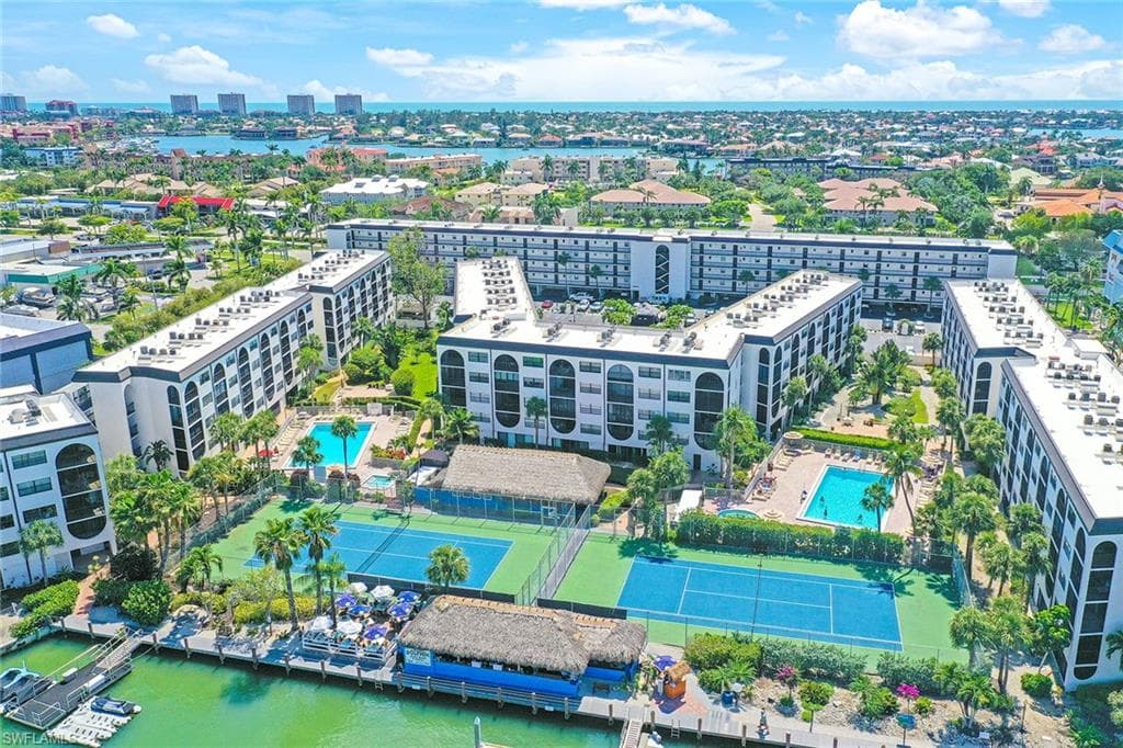 1011 Anglers CV H-404 MARCO ISLAND, FL 34145