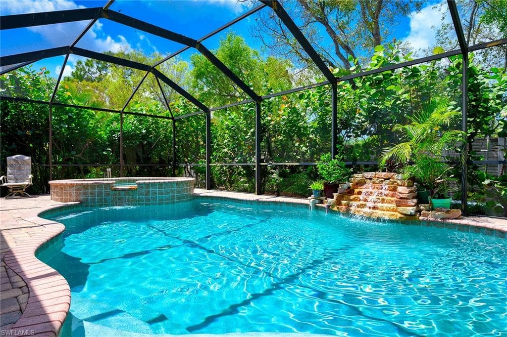 27109 Edenbridge CT BONITA SPRINGS, FL 34135