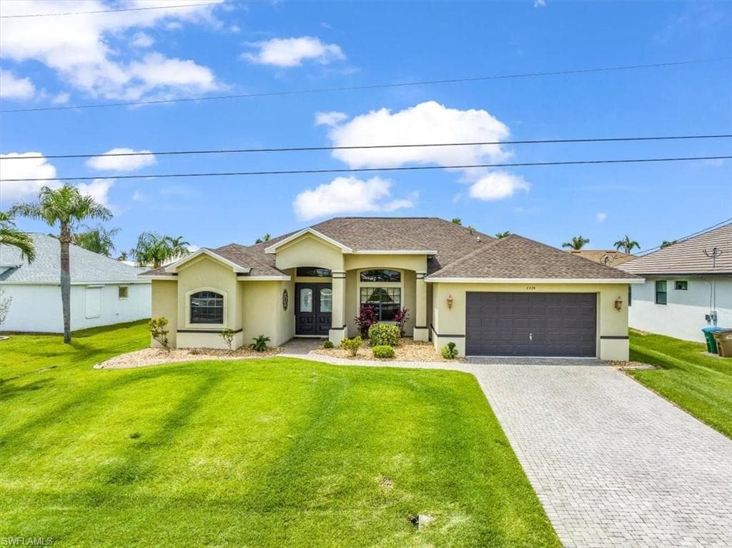 2324 SW 54th LN CAPE CORAL, FL 33914