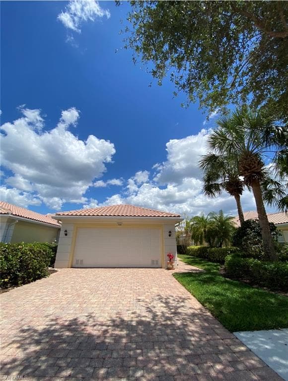7096 Marconi CT NAPLES, FL 34114