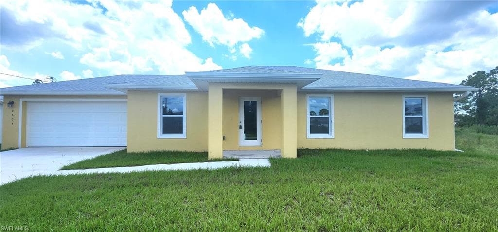 2507 35th ST SW LEHIGH ACRES, FL 33976