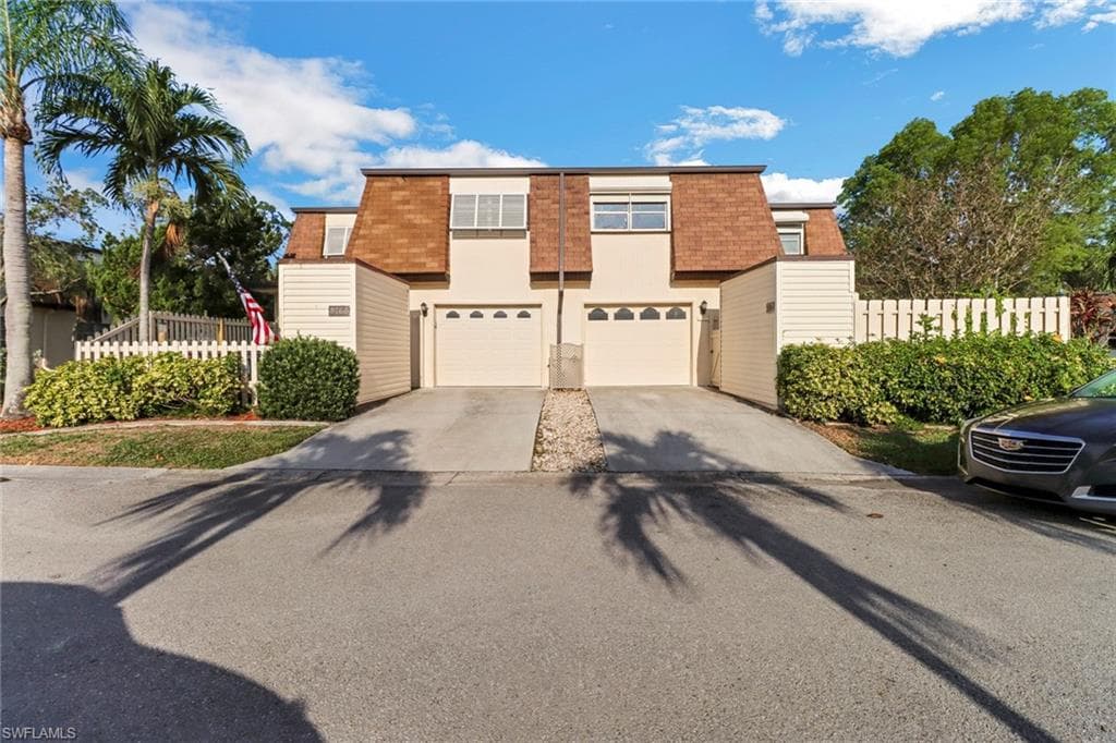 5762 Bass CIR FORT MYERS, FL 33919